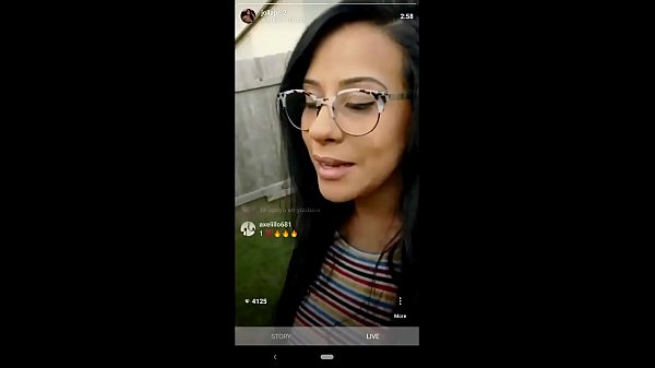 Husband surpirses IG influencer wife while she'_s live. Cums on her face.