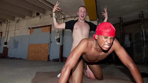 THUG HUNTER – Jaydens herzzerreißende Tricks in the Hood