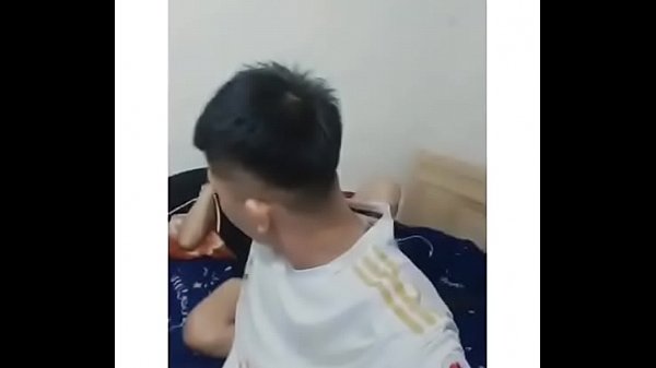 Huy 98 chơi qua lại với các chàng trai