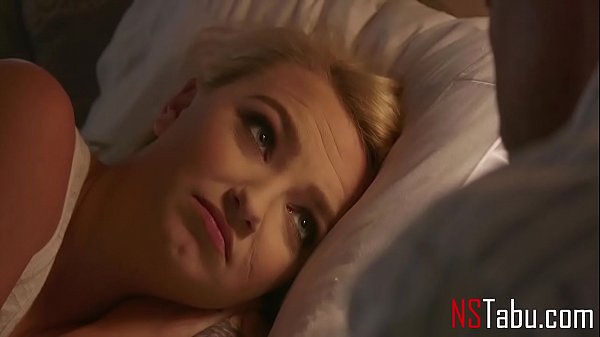 Jedes Mädchen liebt ihren Stiefvater – Carmen Callaway | NSTabu