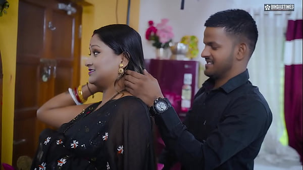 चंचल सेक्सी किशोर वीडियो देखें