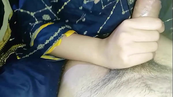 Bhabhi india mamada y semen