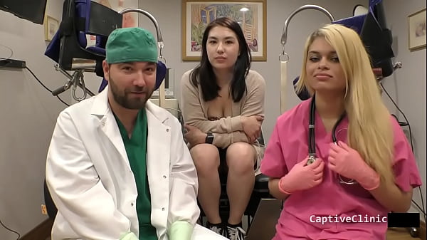 Adolescente sexy adolescente posa