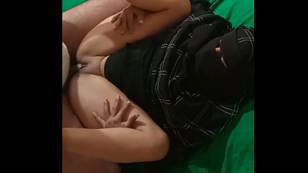 Tía musulmana india follada por su novio en hindi