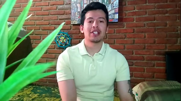 I paid a muscular shamefaced man to take my virginity (Sexual story)