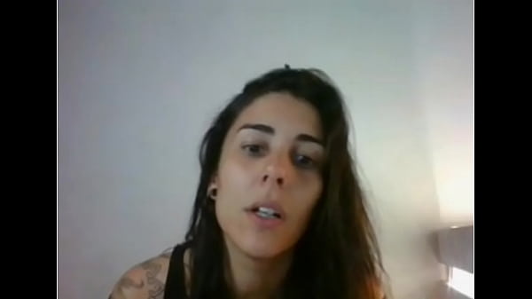 tuga girl show her bofy and her tattoed pussy web