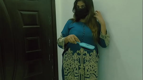 Desi Dona de casa pela primeira vez anal incrível buraco apertado