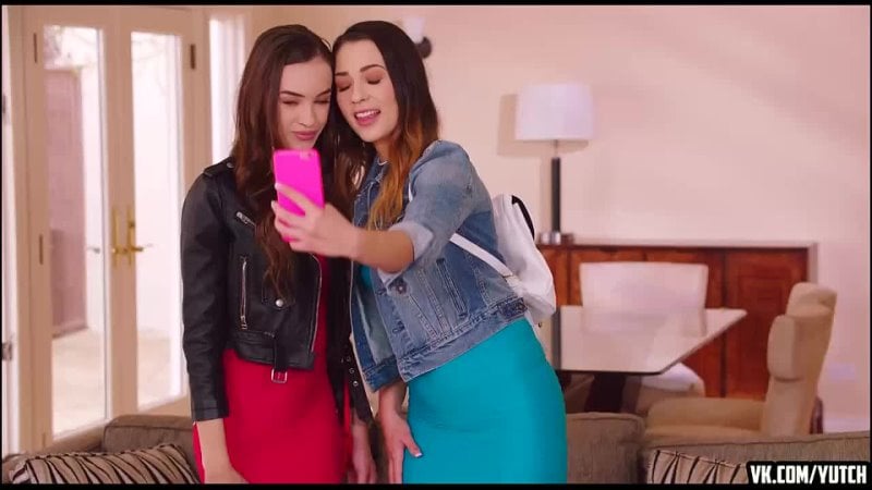 Bellezze scopate con un grosso tubo (charity crawford, jaye) le avventure dei più grandi fan di Summer Brake